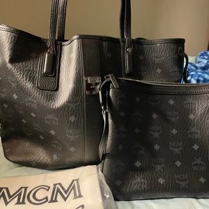 MCM Medium Liz Reversible Visetos Shopper